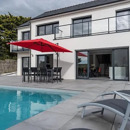 Villa Avec Piscine, Vue Mer, 200 M De La *